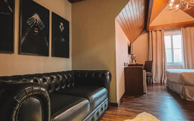 Flame Boutique Hotel by Unna