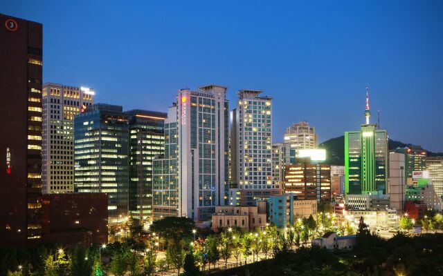 Отель Ramada Hotels & Suites Seoul Namdaemun Южная Корея, Сеул - 1 отзыв об отеле, цены и фото номеров - забронировать отель Ramada Hotels & Suites Seoul Namdaemun онлайн вид на фасад
