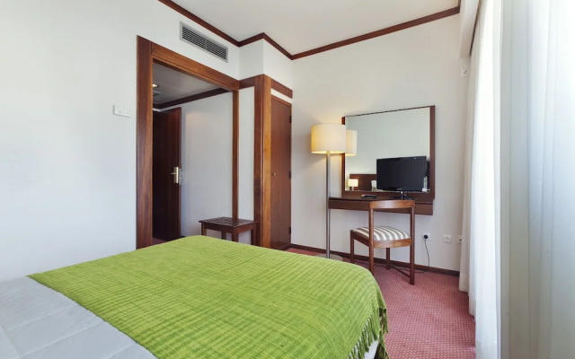 Hotel Lux Mundi
