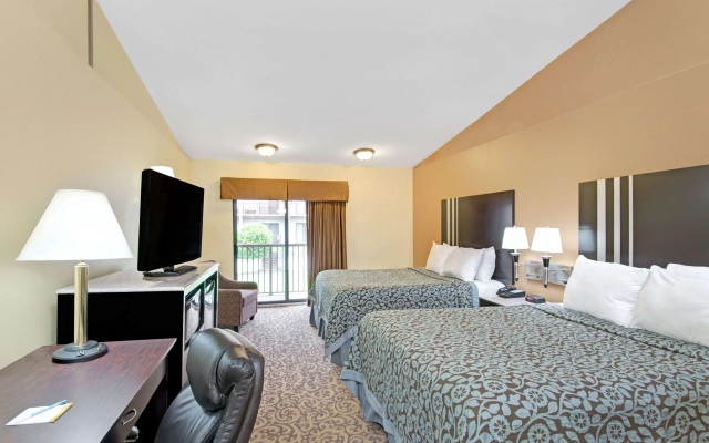 Days Inn by Wyndham Washington Pennsylvania