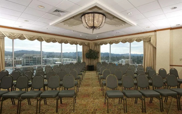 Hilton Eugene