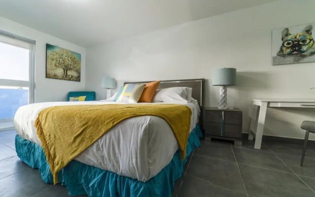 Turibana Plaza Suite 14
