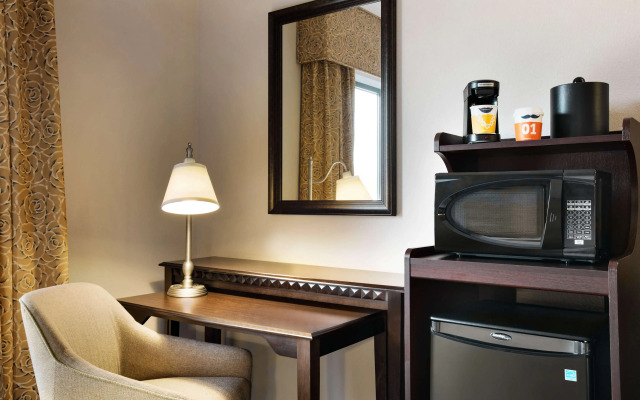Hampton Inn & Suites Mahwah