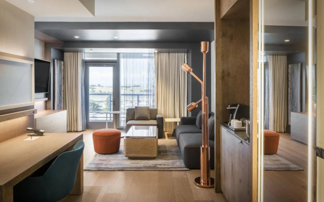 Hotel Nia, Autograph Collection