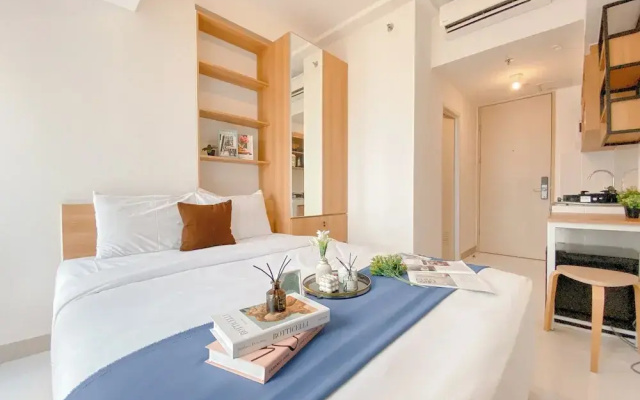Wooden Style Studio At Apartment Tokyo Riverside Pik 2