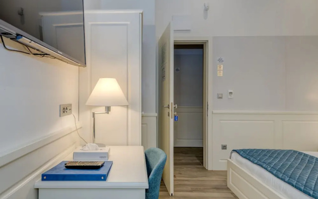 Roko Luxury Rooms