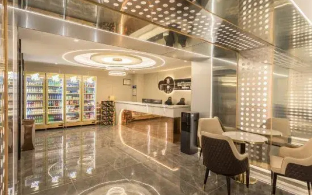 S · Esports Hotel (Taiyuan South Station Airport Branch)