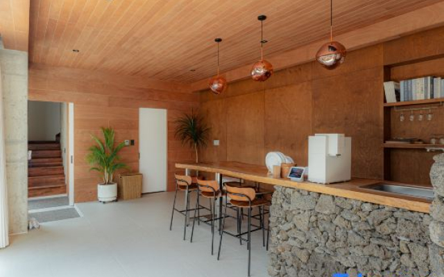 andopoolvilla