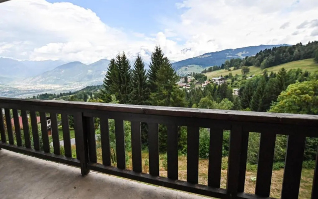 BRIGHT 45 m with VIEW of the Mont-Blanc