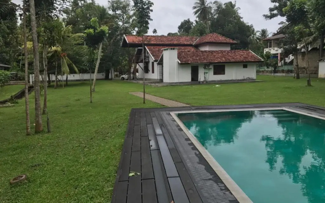 Villa Indrasiriya