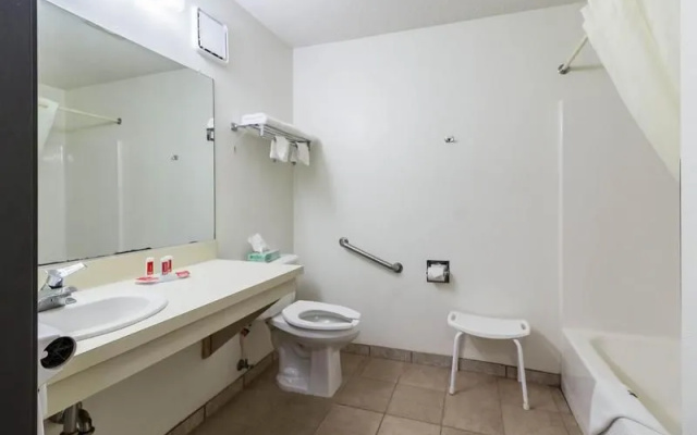 Econo Lodge Ortonville