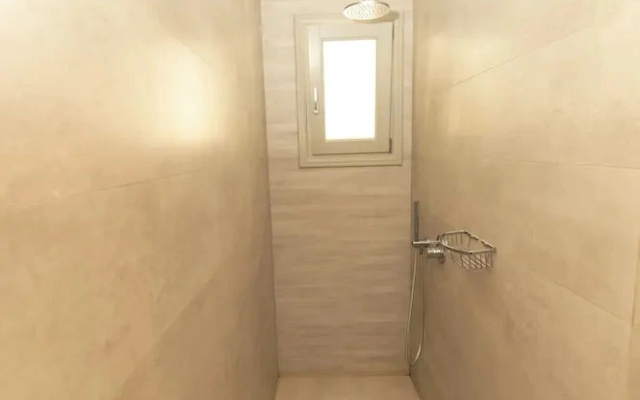 Agia Marina Caldera Suites