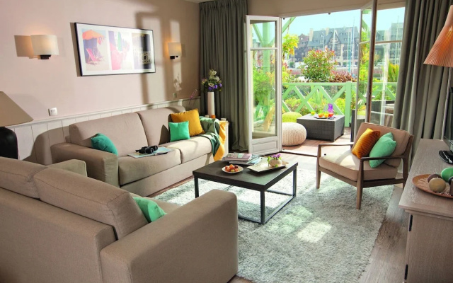 Stylish and Comfortably Furnished Apartment in Deauville