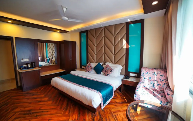 The Kenilworth Mussoorie by Stotrak