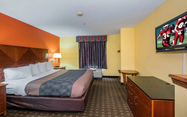 Red Roof Inn & Suites Madison, GA