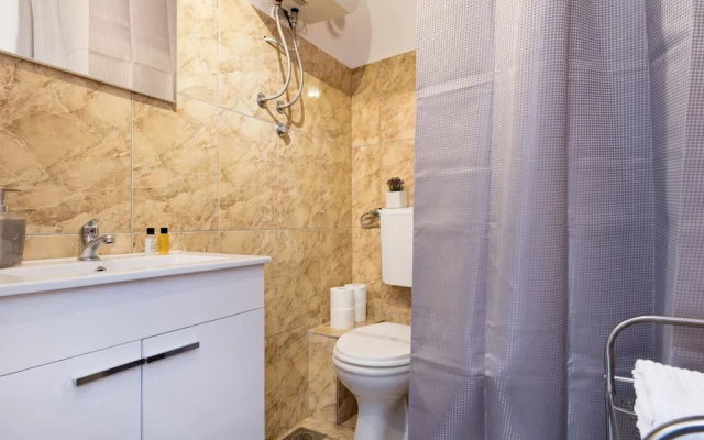 Holiday Home in Podstrana Near Beach