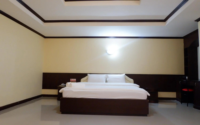 Auychai Grand Hotel