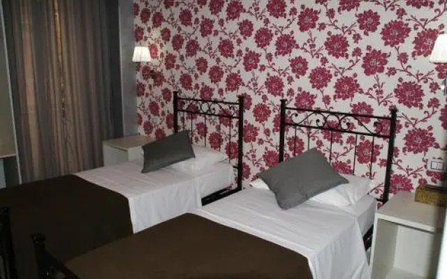 Rome Orange Inn