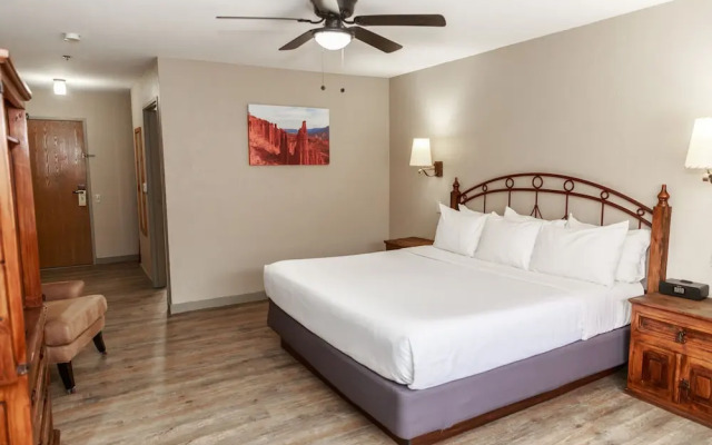 Aarchway Inn
