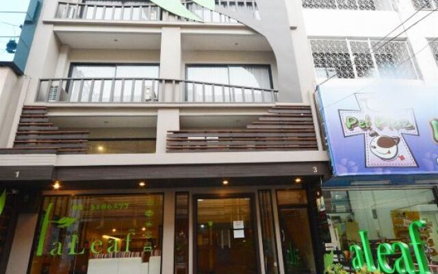 Aleaf Bangkok Hotel вид на фасад