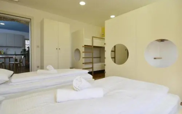 Hostel Sv Lovre