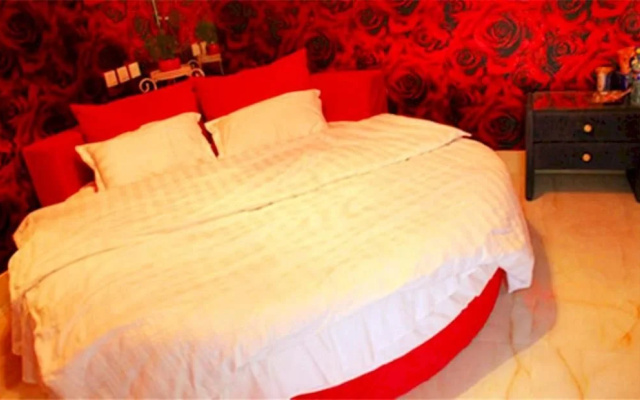 Jinan Tata Qinglv Hotel