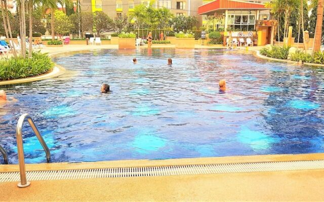 Sea View at Jomtien Beach 0