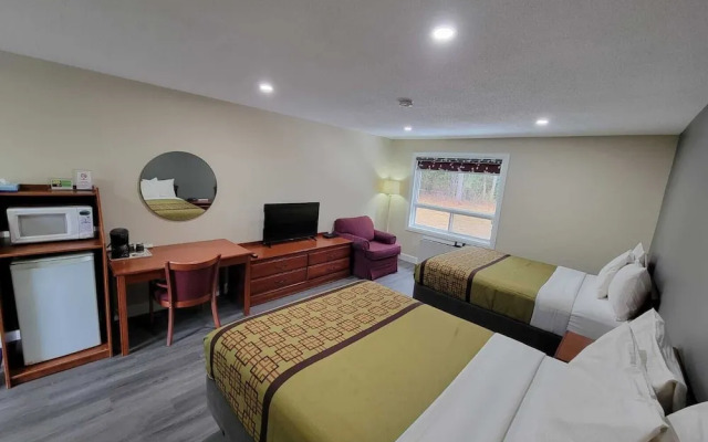 Pine Motel
