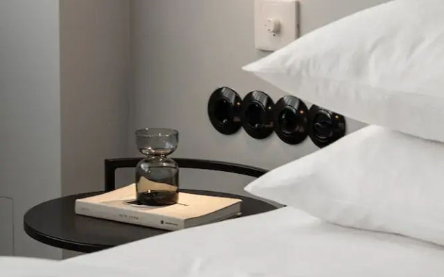 Nero Luxury Suites by Zennova