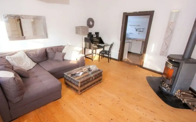 Majestic Apartment in Brakel