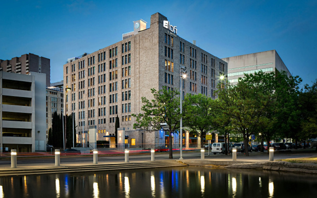 Aloft Dallas Downtown
