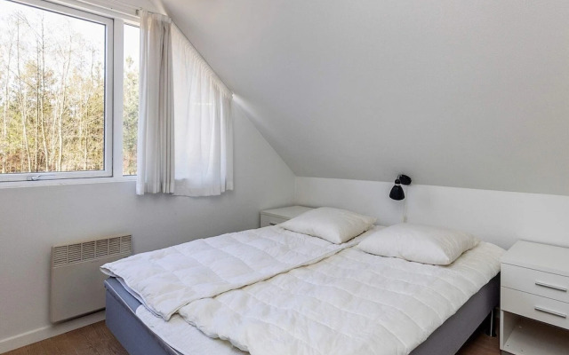 8 Person Holiday Home in Hojslev-by Traum