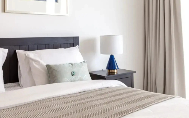 Frank Porter - Trident Grand Residences