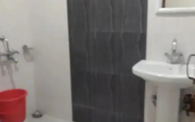 Bhagwan Guest House