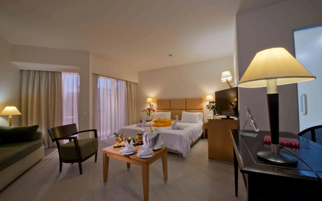 Minos Hotel