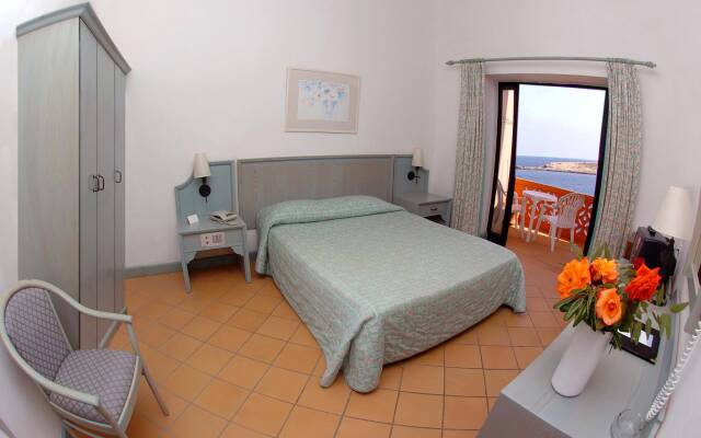 Comino Hotel Комино комната для гостей
