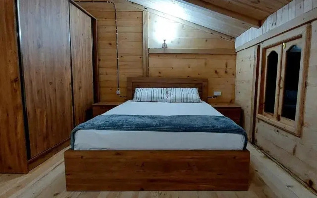 Вилла Wooden House Garetke