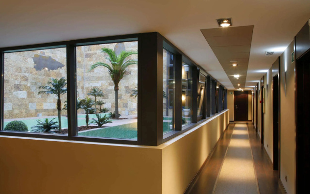AZZ Asturias Langrehotel & Spa
