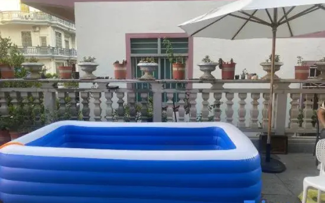 MeiZhouIandZhenXiangShaoHuaHomestay