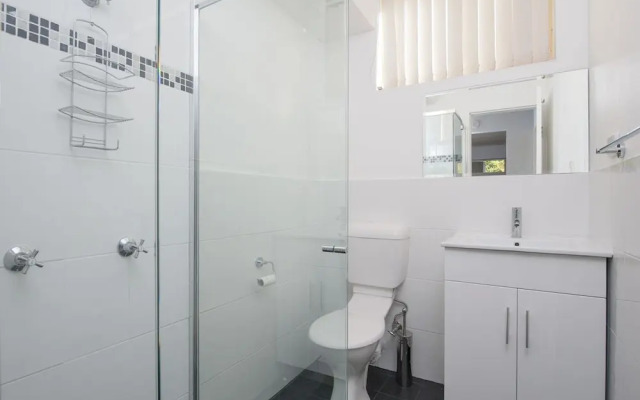 Shoal Court, Unit 04/7 Lillian Street