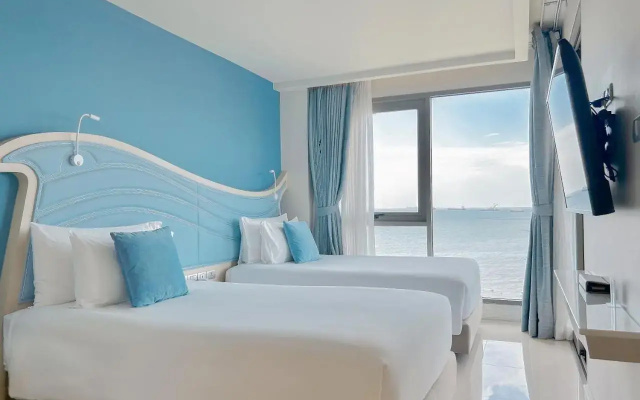 Centara Sonrisa Residences & Suites Sriracha