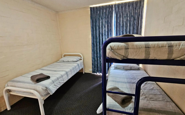 Riverview Holiday Apartment 75 - Kalbarri WA