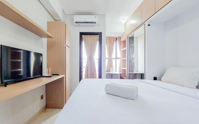 Best Price And Homey Studio Transpark Bintaro Apartment