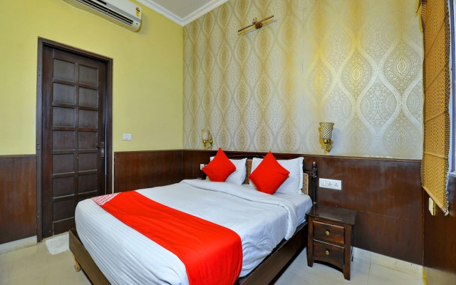 OYO 2072 Hotel Indigo Heritage