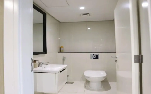 Cozy 1BR Buisness bay Damac Cour Jardin