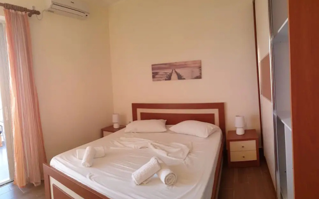 Golden Hotel