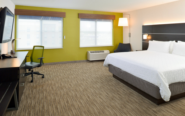 Holiday Inn Express Wixom by IHG