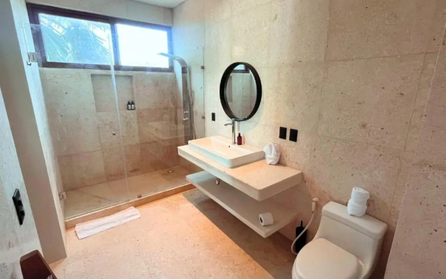 Beachfront Hotel Boutique DK