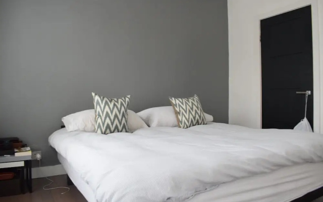 2 Bedroom House In Notting Hill