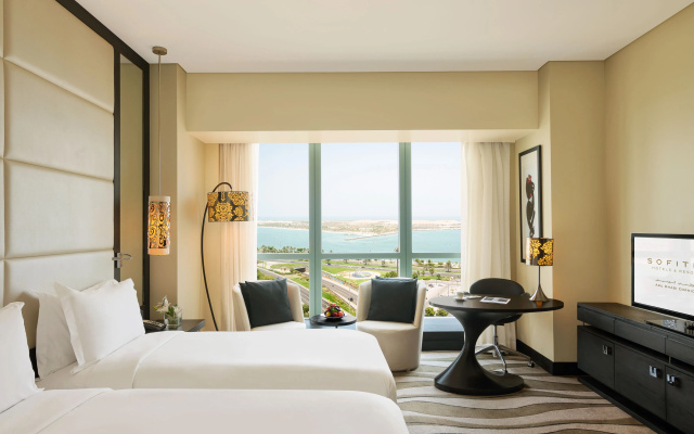 Отель Sofitel Abu Dhabi Corniche
